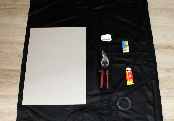 Tools and materials Bag Cutting Tools