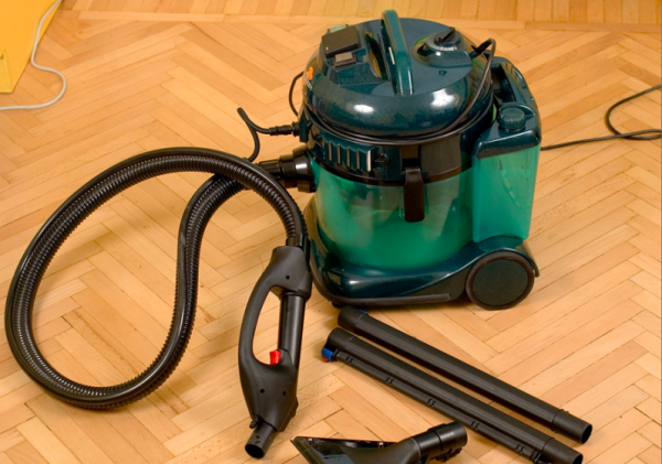 Delvir Vacuum Cleaner