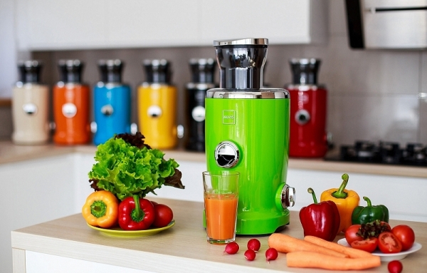 Juicer in the kitchen