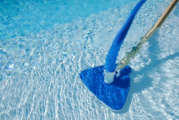 Bottom cleaning Pool cleaning