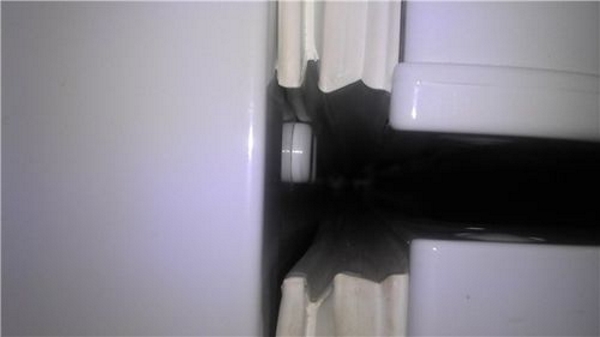 Seal Deformation The refrigerator door does not close