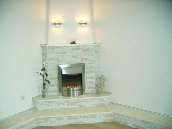 Fireplace portal made in light brick Fireplace portal made in light brick