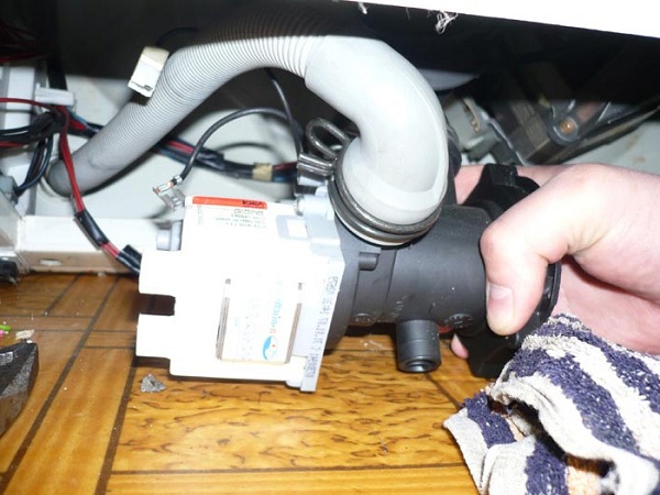 Drain pump