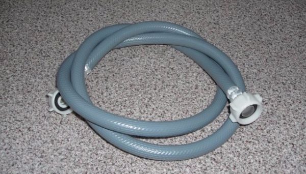Water supply hose Water supply hose