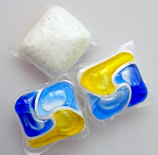 Appearance of capsules