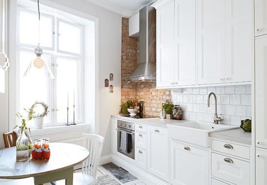 Hood on the white kitchen