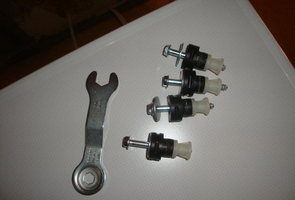 Bolts and key