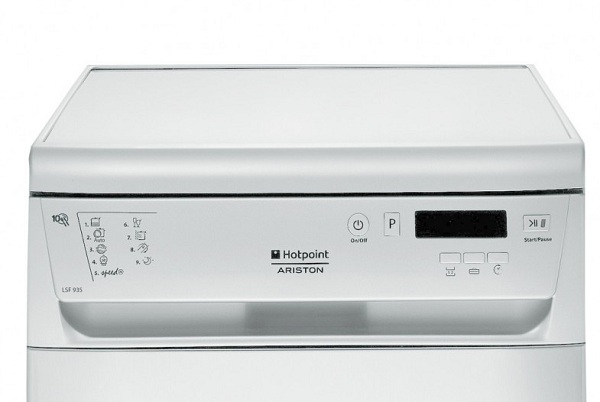 White ariston machine