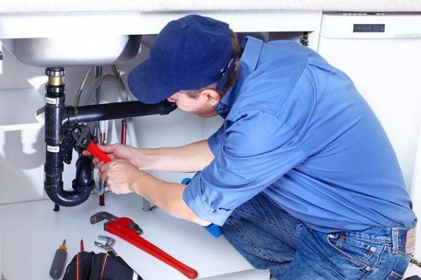 Malfunctioning water supply and drain hose Malfunctioning water supply and drain hose
