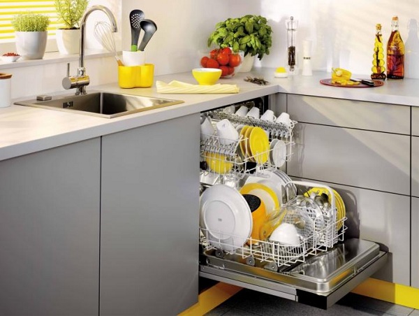 Built-in dishwasher