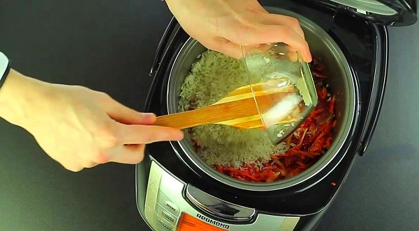 Cooking process in a slow cooker