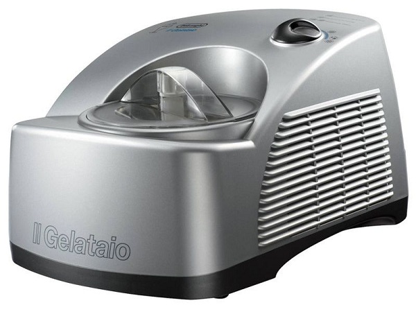 Automatic ice cream maker