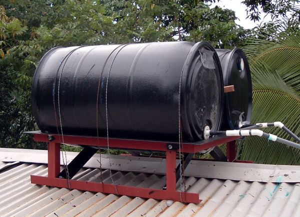 Roof tanks