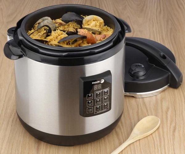 Pilaf in the slow cooker