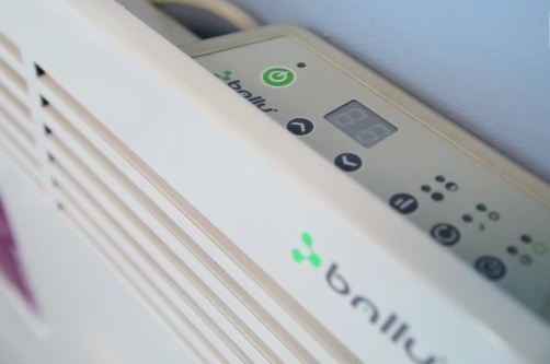 Electronic thermostat
