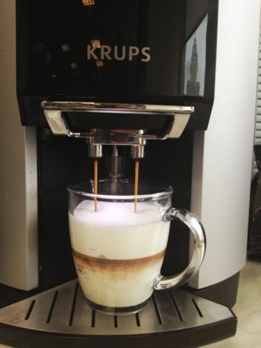 Cappuccino coffee machine
