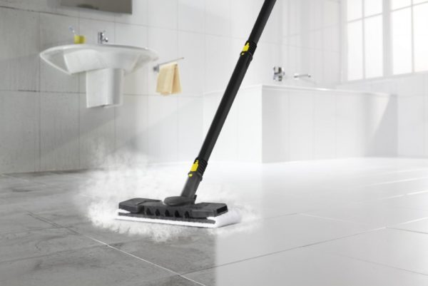 Karcher steam mop at work