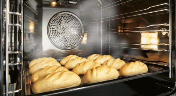 Cooking in a narrow oven