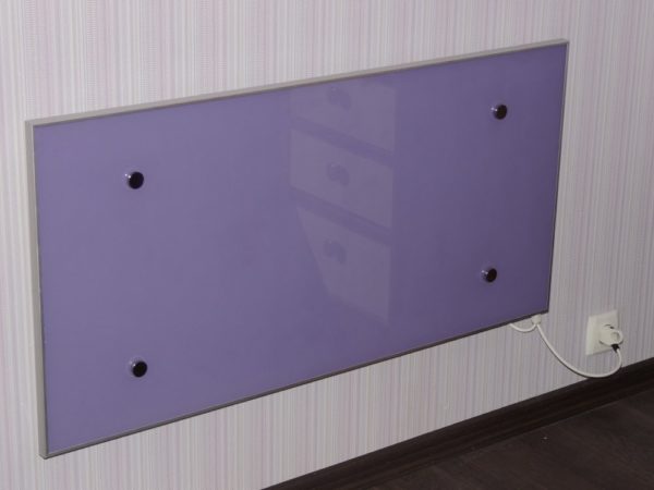 Wall ceramic infrared heaters
