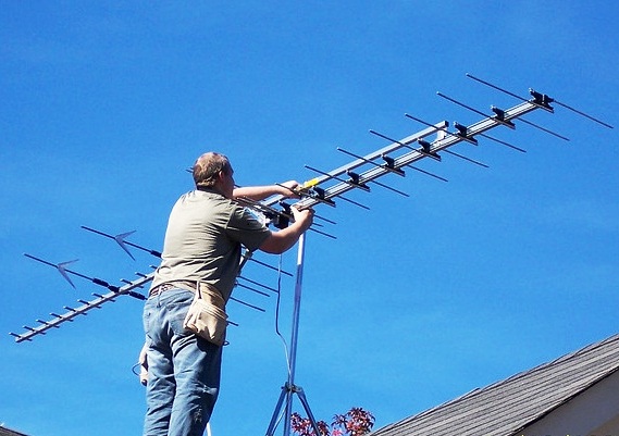 Outdoor antenna