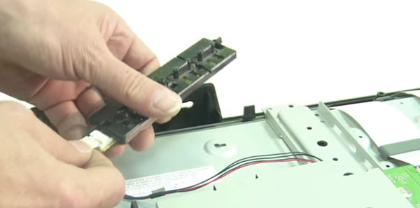 Detaching the panel