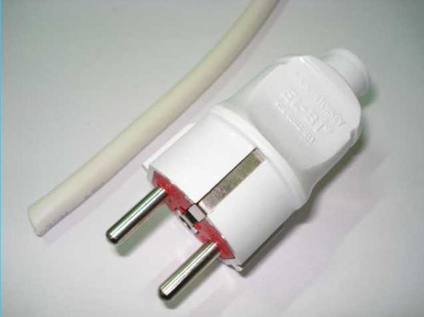 Microwave plug
