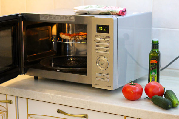 Microwave with grill and convection