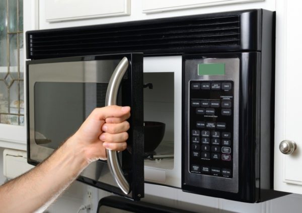 Power of large microwaves