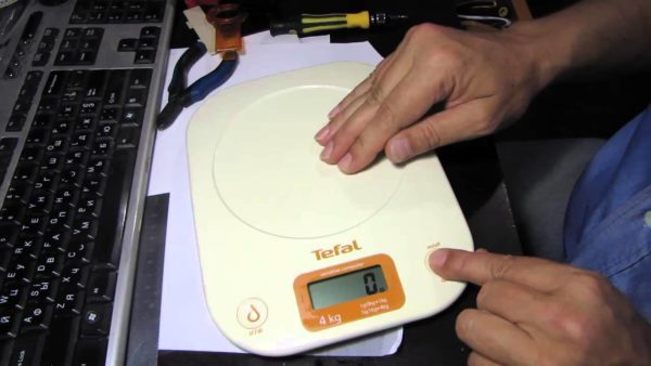 Repair of electronic scales