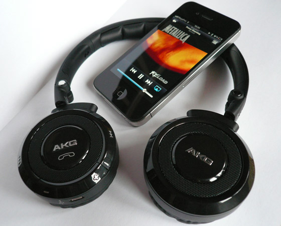 Bluetooth headphones