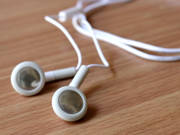 Dirty headphones