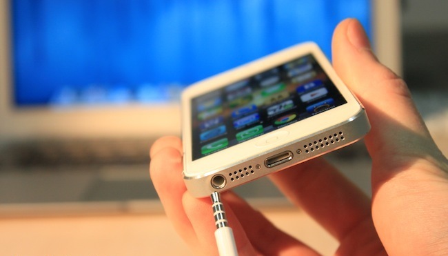Headphone jack