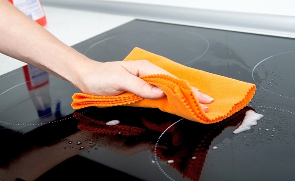 Care of the ceramic hob