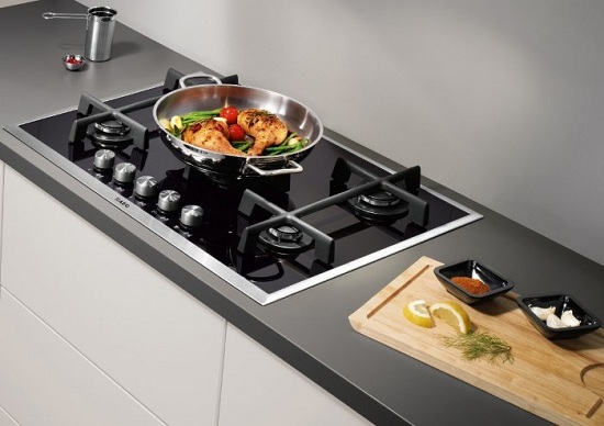 Gas stove
