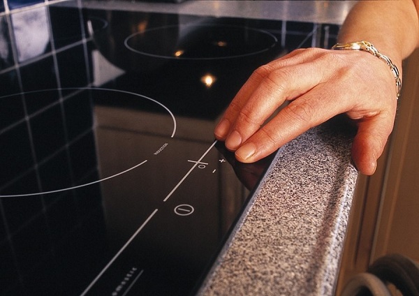 Induction cooker