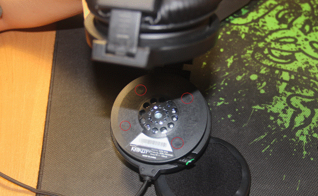 Headphone hardware
