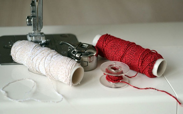 Thread bobbin threading