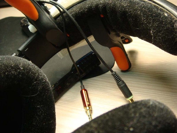Overhead Headphones