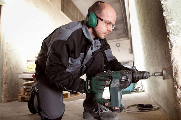Concrete wall drilling