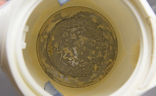 Scale in the kettle