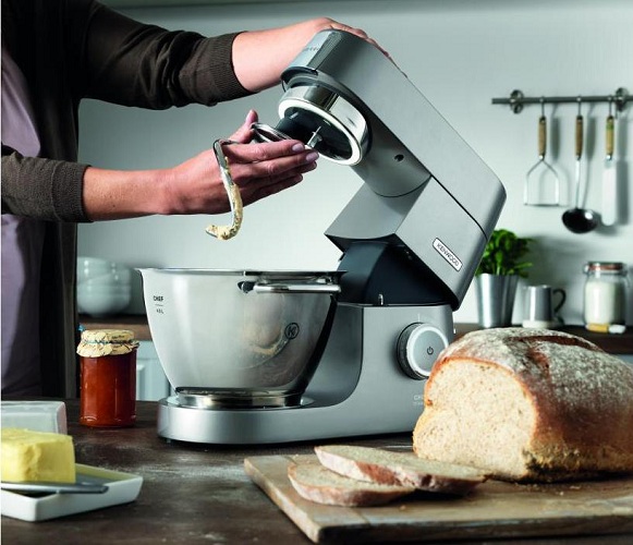 Replaceable nozzle of food processor