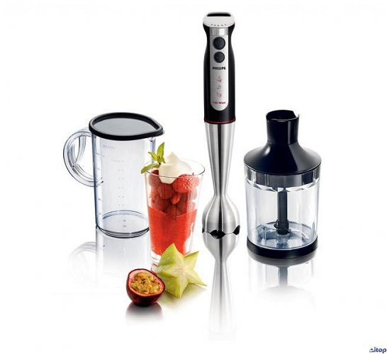 Blender with plastic elements