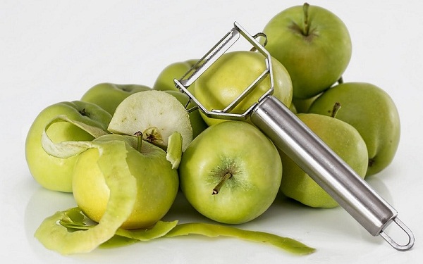 Apples and Peel