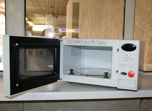 Microwave does not turn on