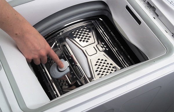 Washing machine drum