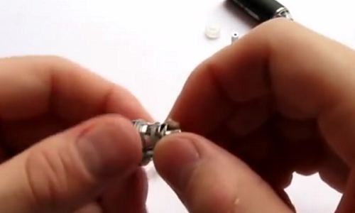 Heating element with wick