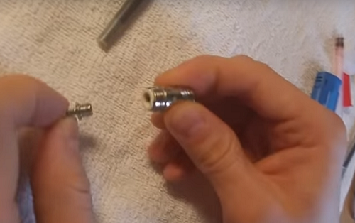Upper part of the atomizer