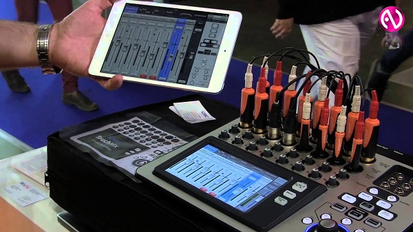 Digital mixer