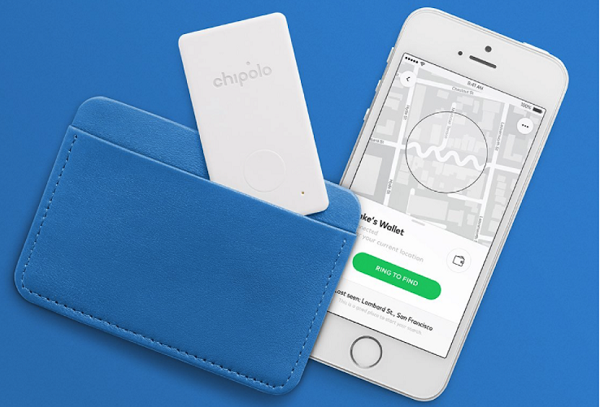 Plastic Chipolo Card with Bluetooth Beacon