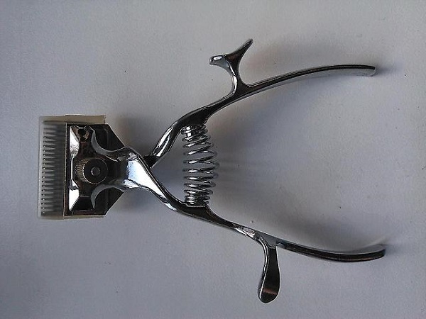 Manual dog clipper